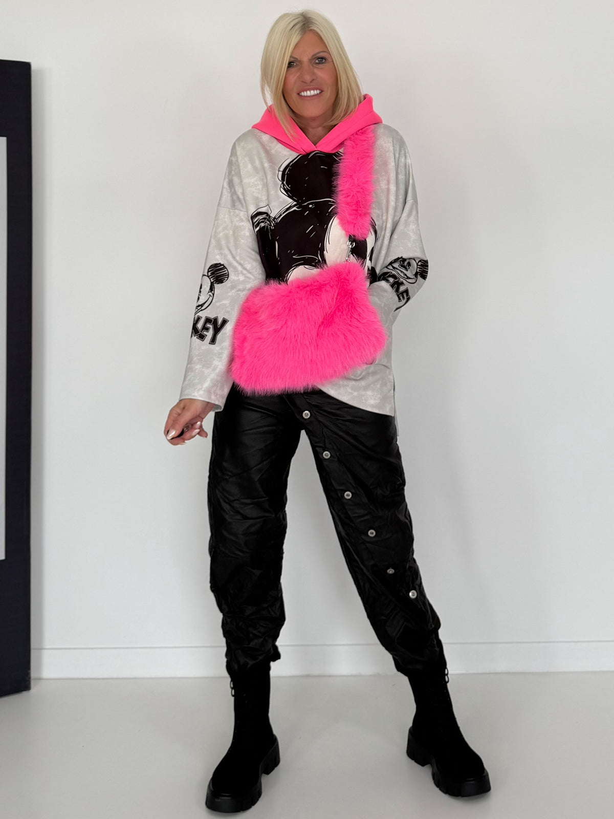 Muff / Felltasche - neonpink