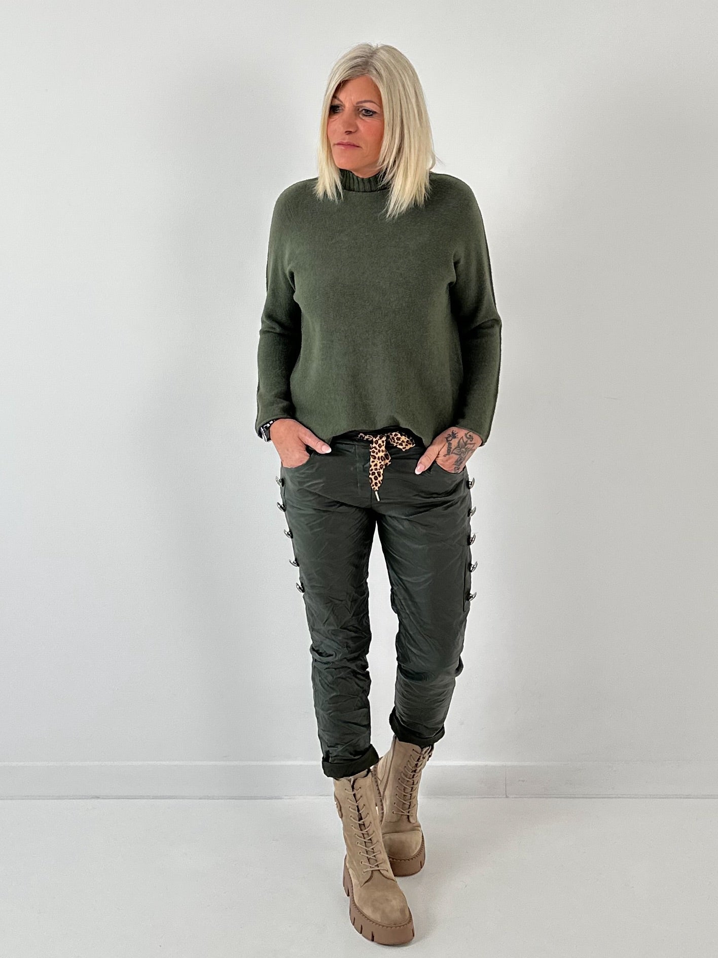 Turtleneck Pullover Modell "Serenity Roll" - oliv