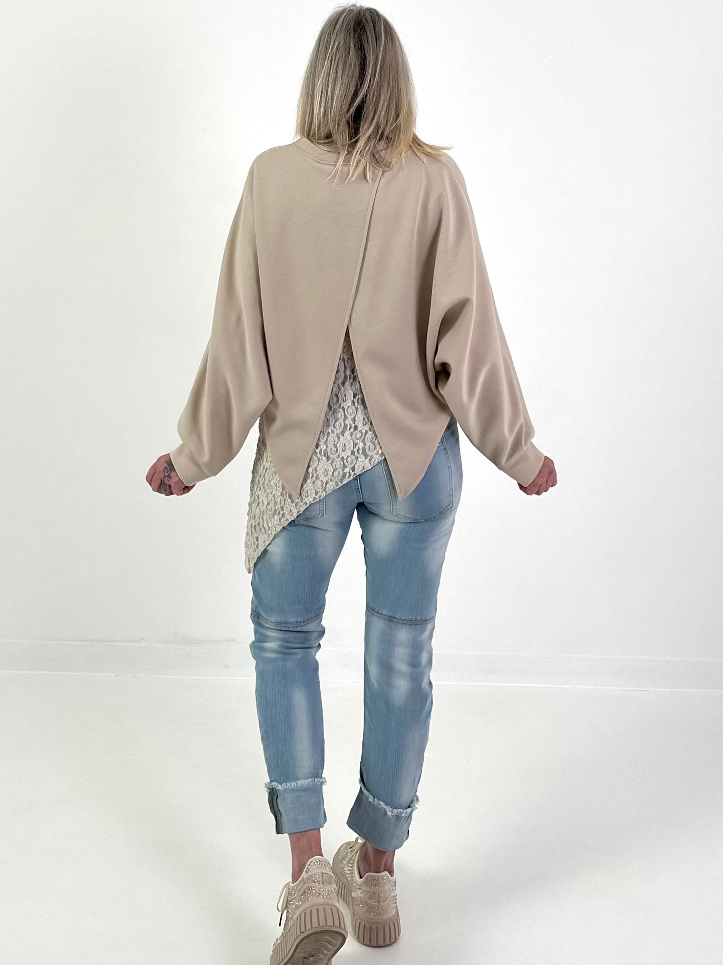 Oversized Sweater überlappend - beige