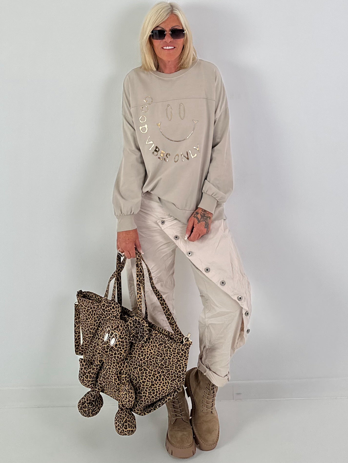 Sweater Good vibes only - beige