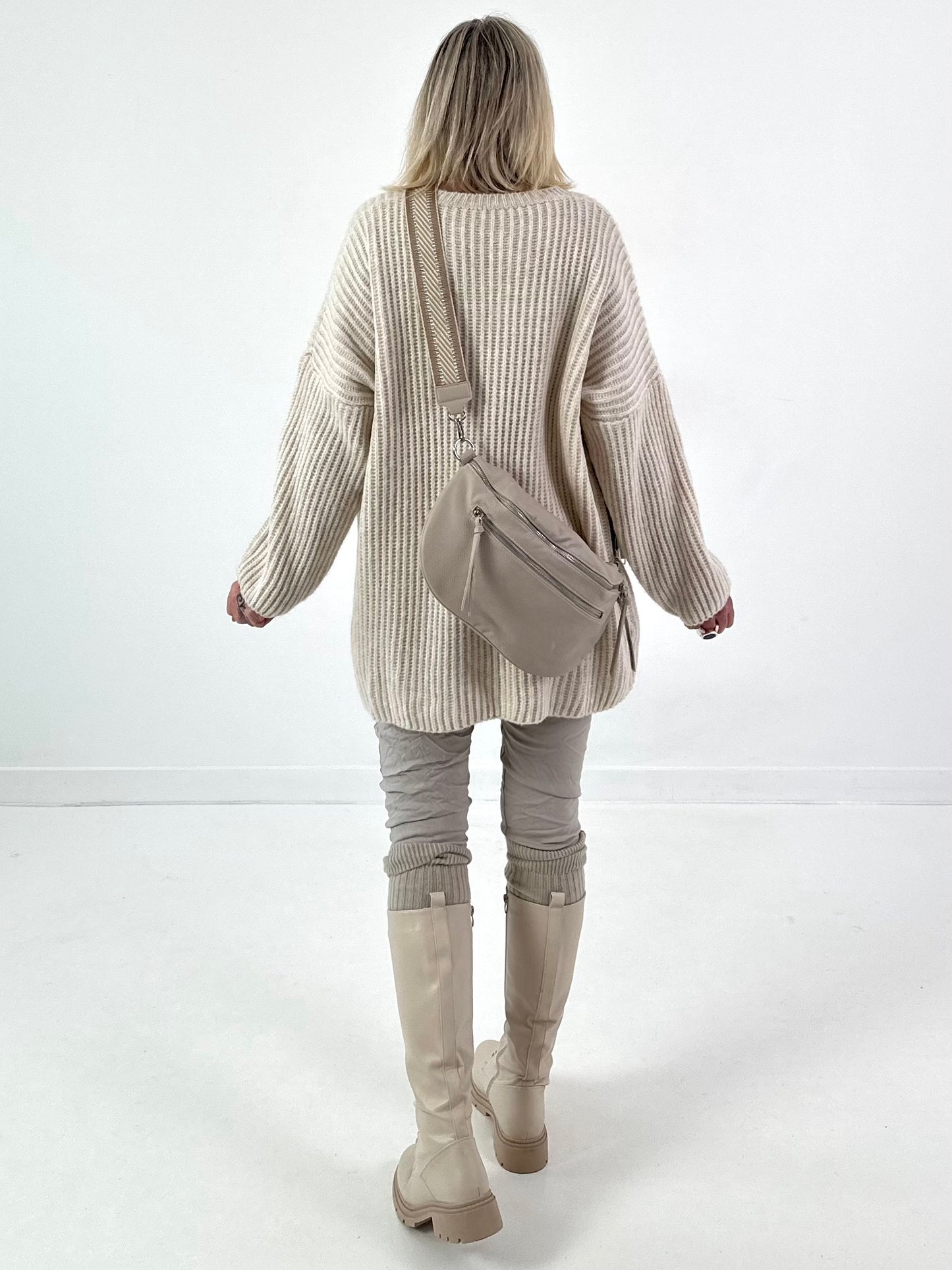 Crossbody bag in leather look, model "The Edit Bag" - beige