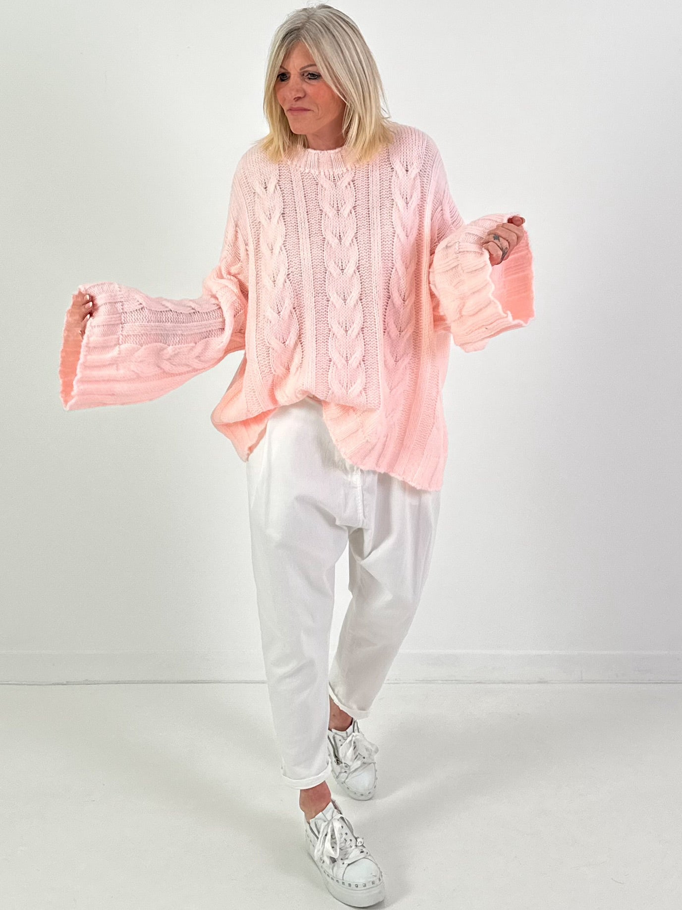 Pullover Modell "Soft Cable Knit" - rosa