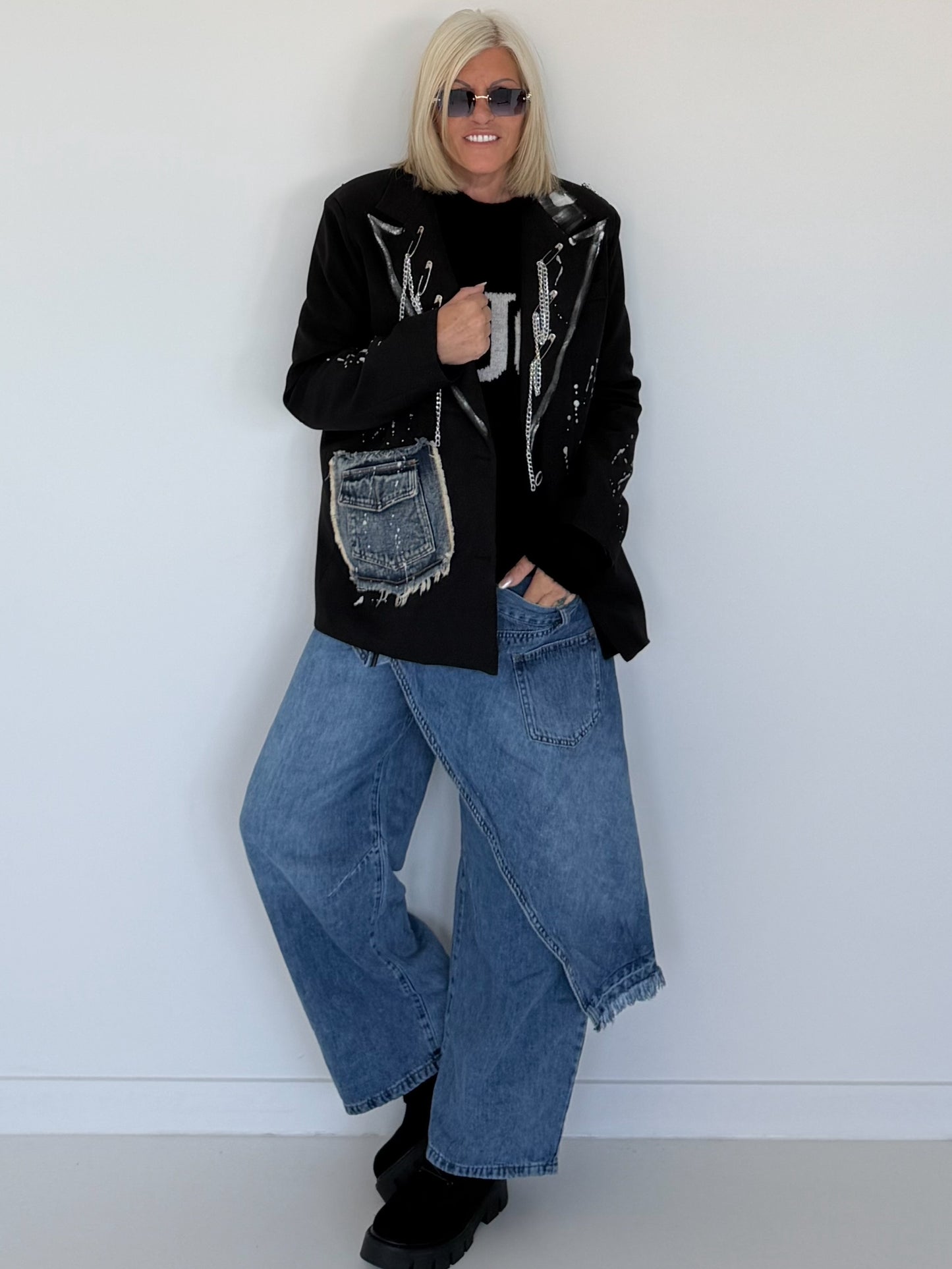Oversized Blazer mit Denim- und Kettenelementen - schwarz