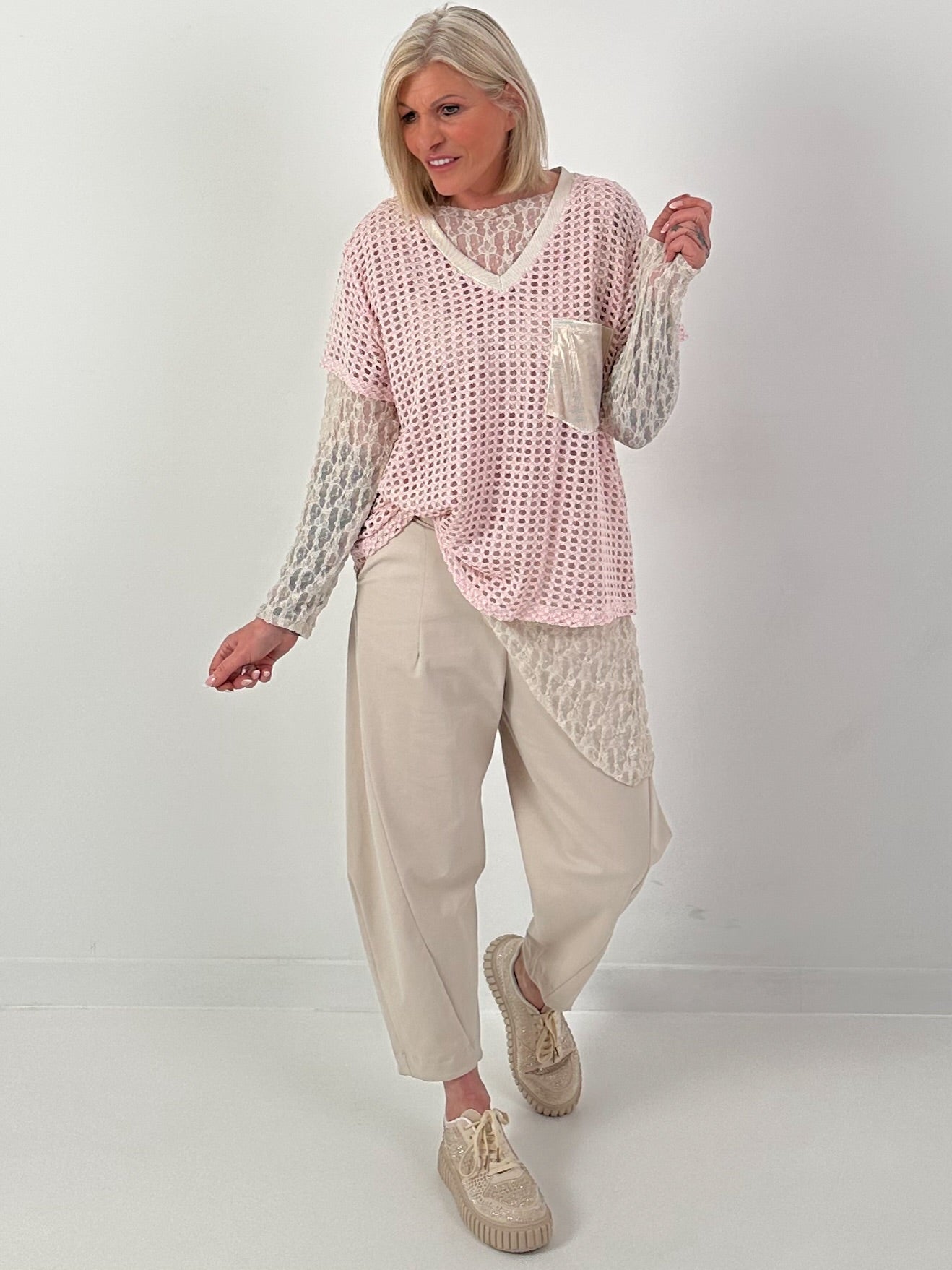 Häkelshirt mit V-Ausschnitt - rosa