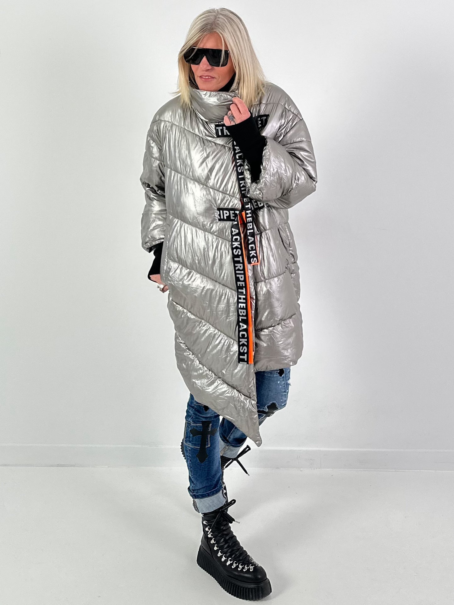 Gewatteerde jas model "Dark Orbit" - donkerzilver