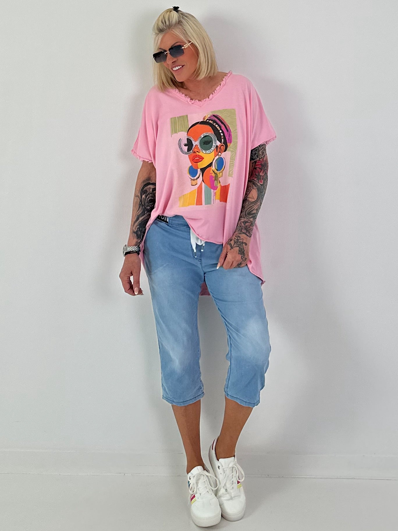 Short jeans with statement waistband - light blue