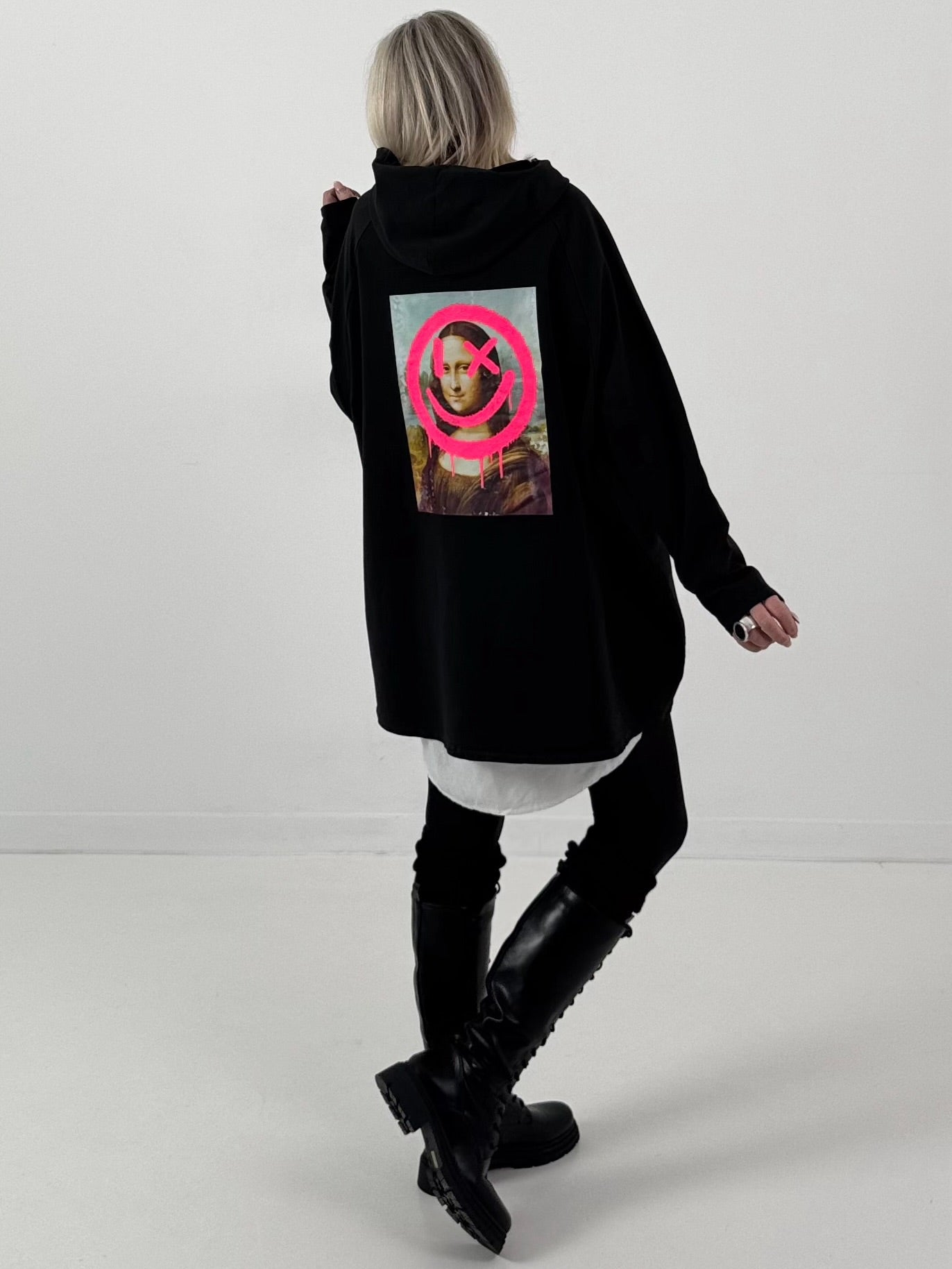 Hoodie Modell "Neon Icon Clash" - schwarz