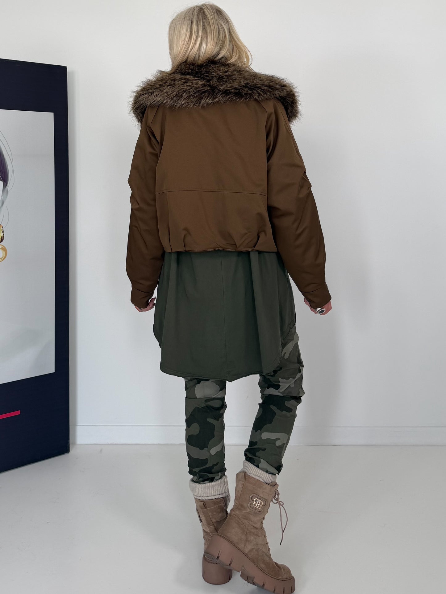 Jacke mit kuscheligem Fellkragen - schoko