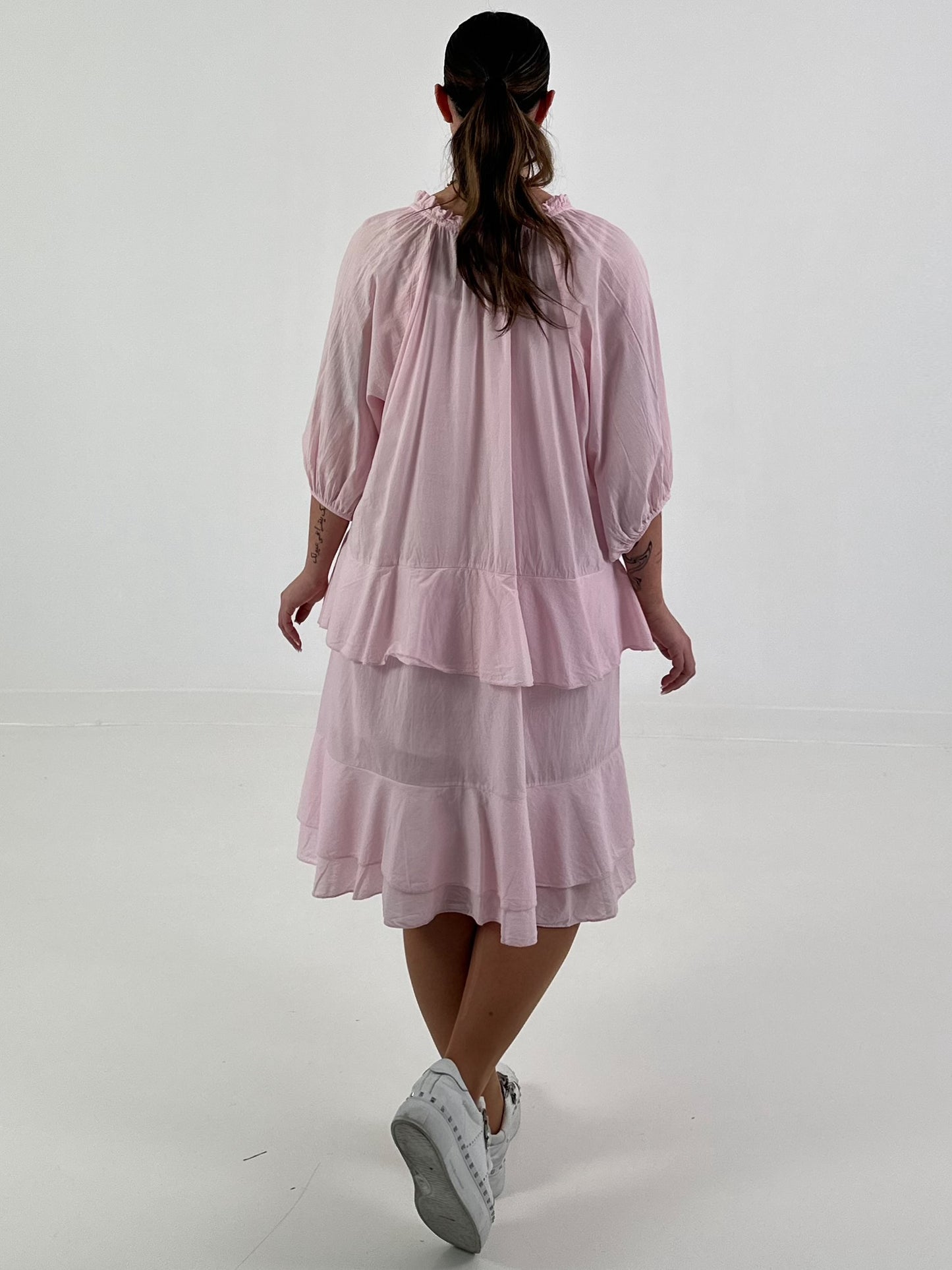 Kleid mit Unterziehtop und Volants - rosa