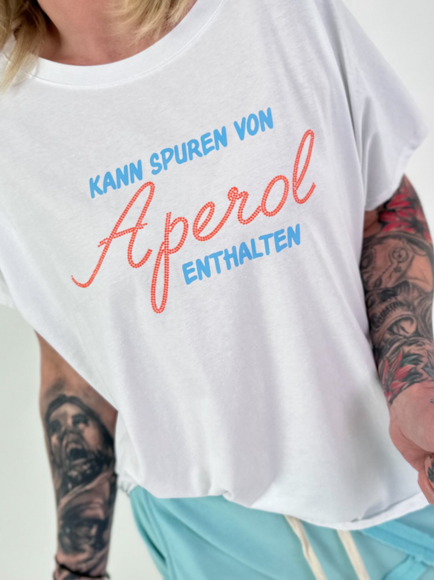 T-Shirt Statement - weiss-hellblau