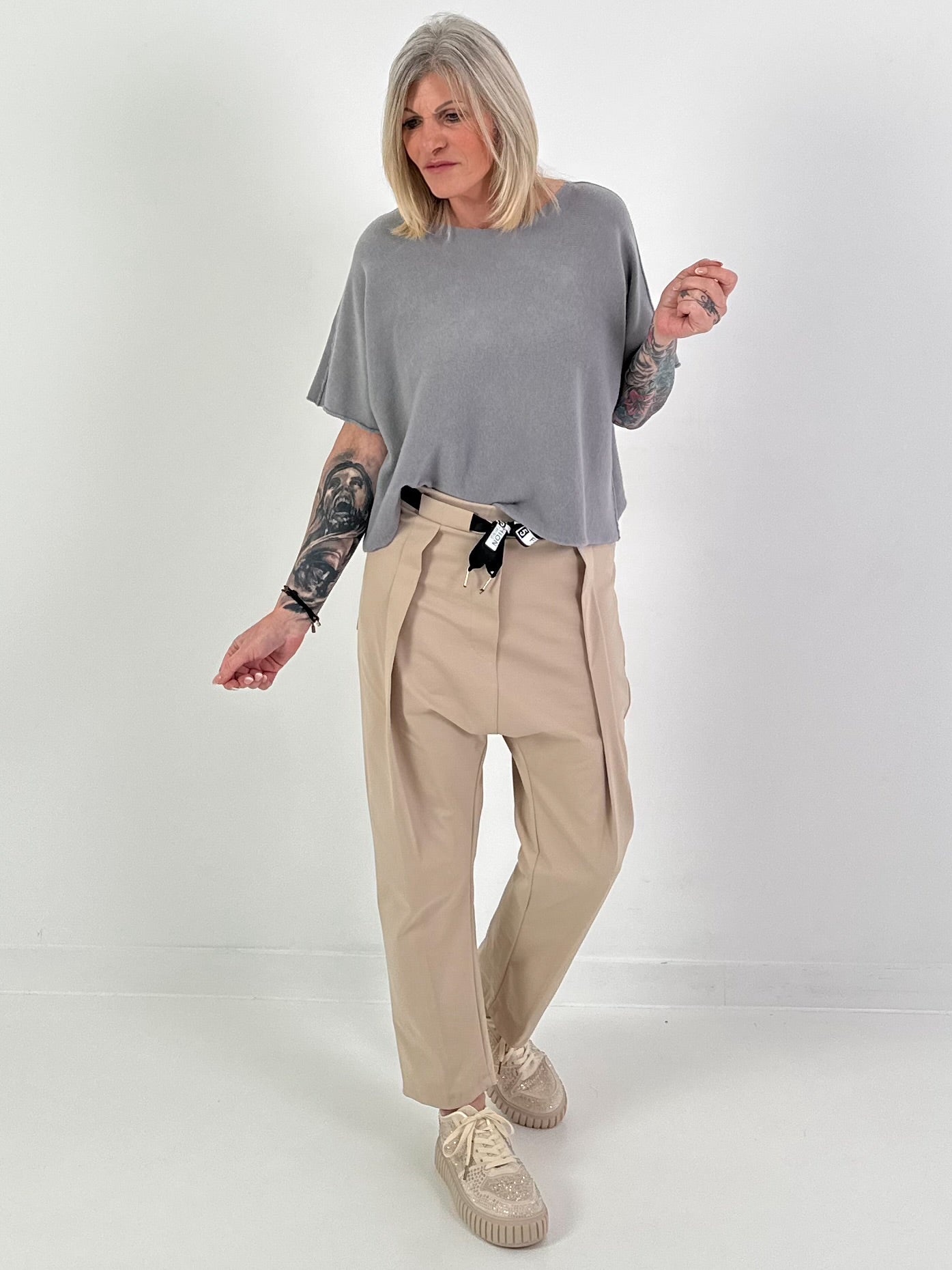 Gebreide trui met korte mouwen - grijs