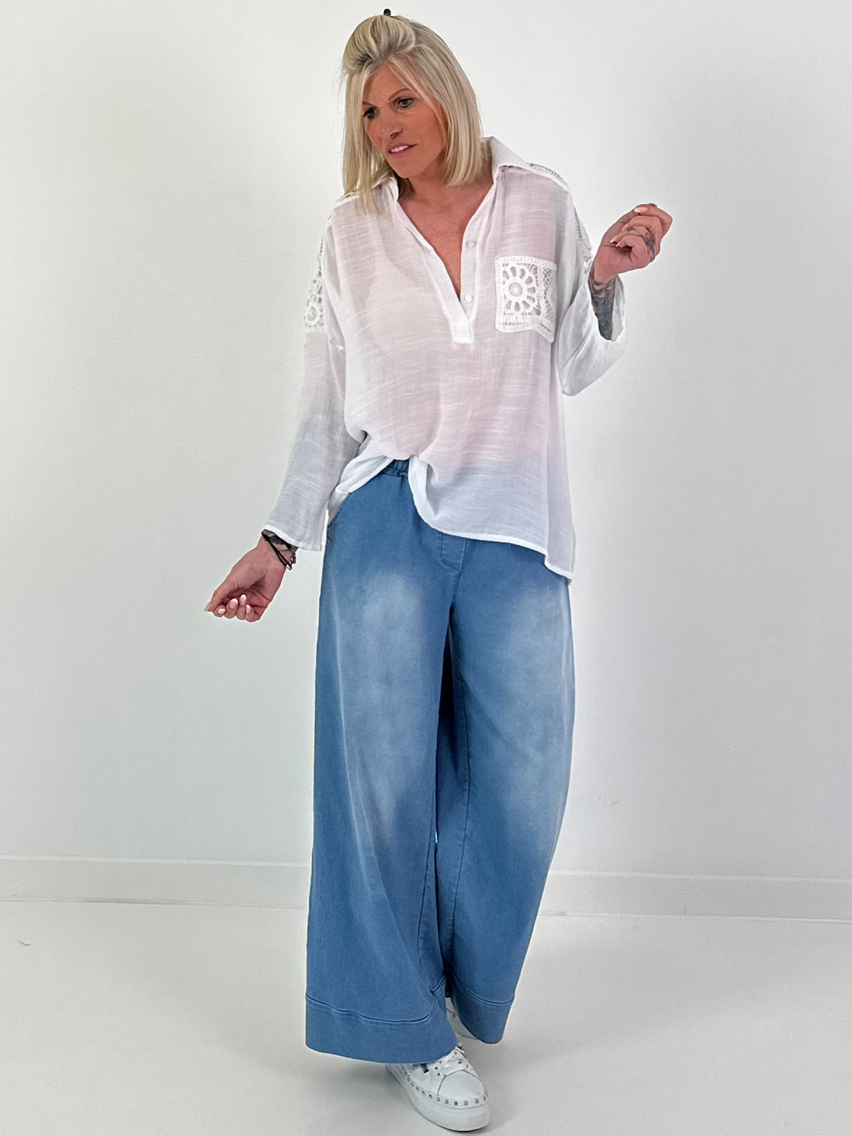 Tunic with crochet inserts - white