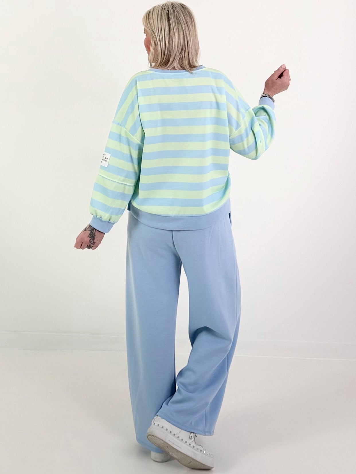 Zweiteiler mit Streifen - lindgrün-hellblau