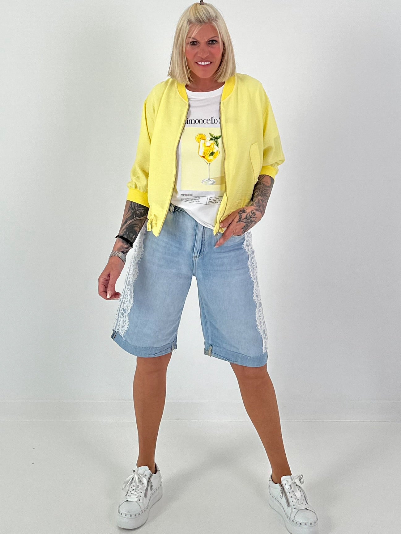 T-Shirt mit Limoncello-Spritz Print - weiss