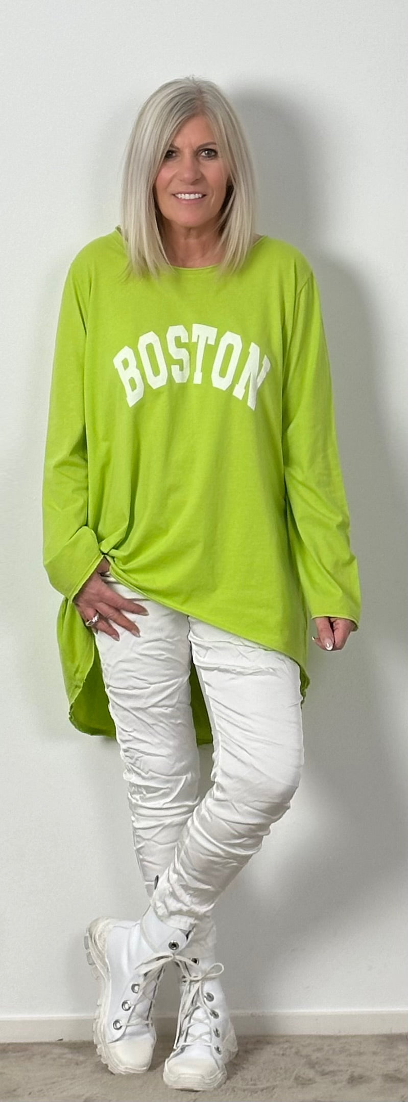 oversized shirt neon