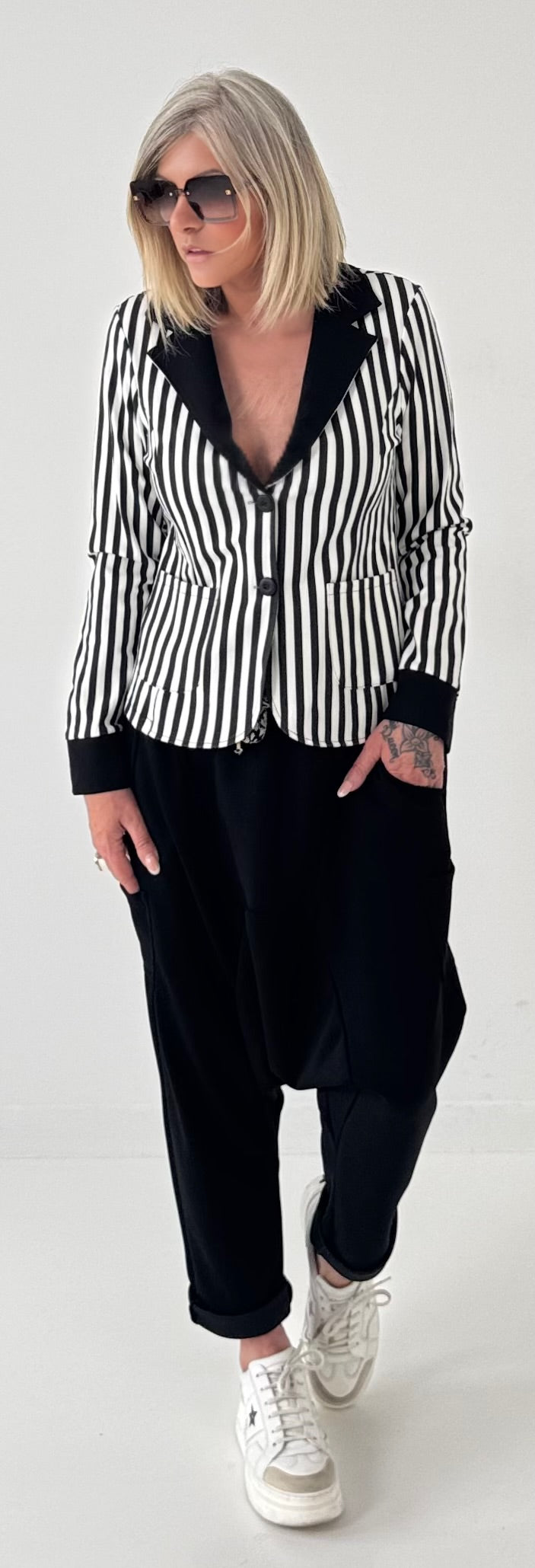 Blazer model "Style Stripes" - black and white