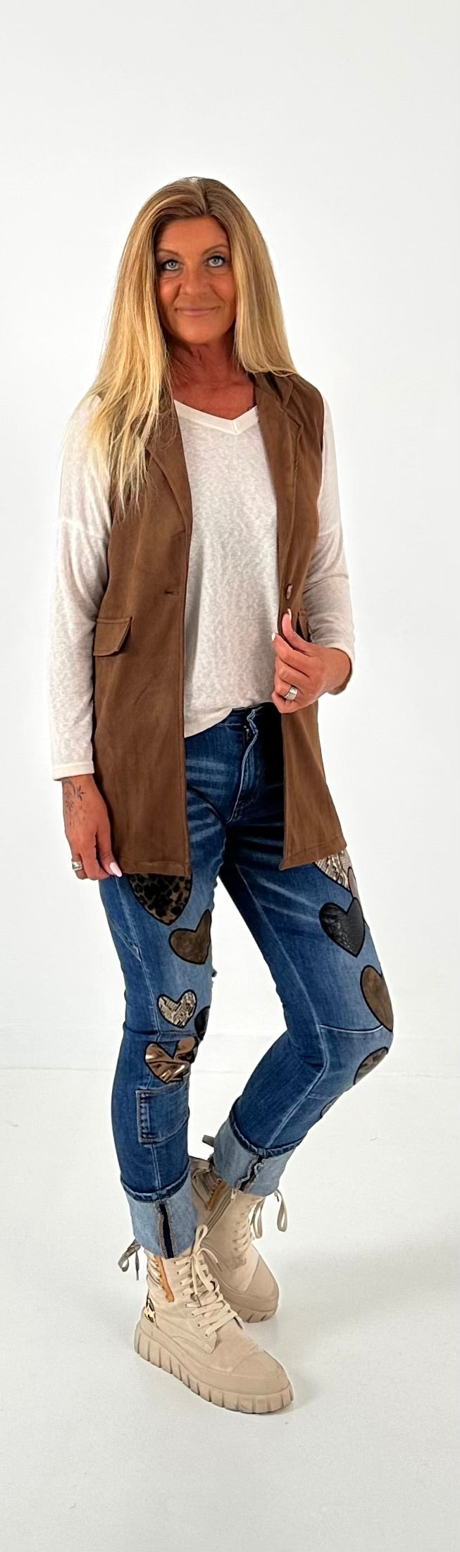 Washed leather vest model "The Unusal One" - mocha