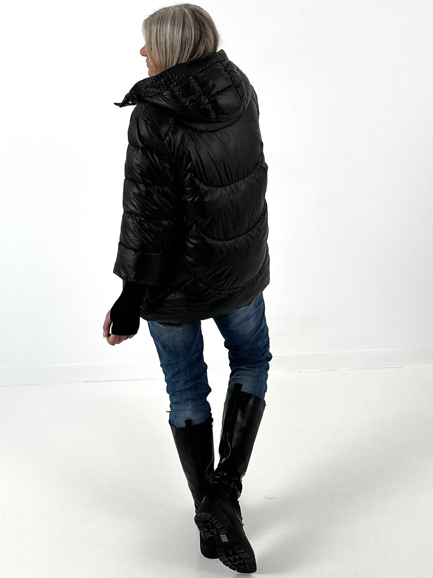 Jas model "Night Shift" - zwart