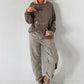 Hose mit elastischem Bund und Knopfleiste quer - taupe