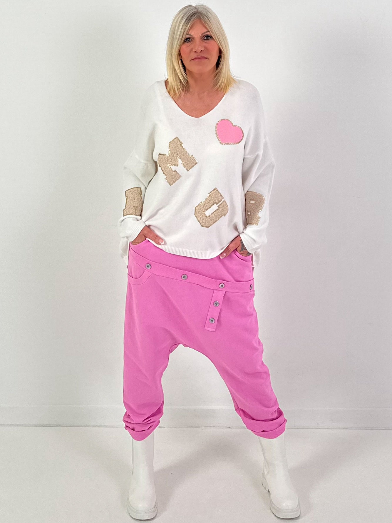 Strickpullover Model "Amour Dreams" - weiss ( lieferbar ab ca. 09.12.25)