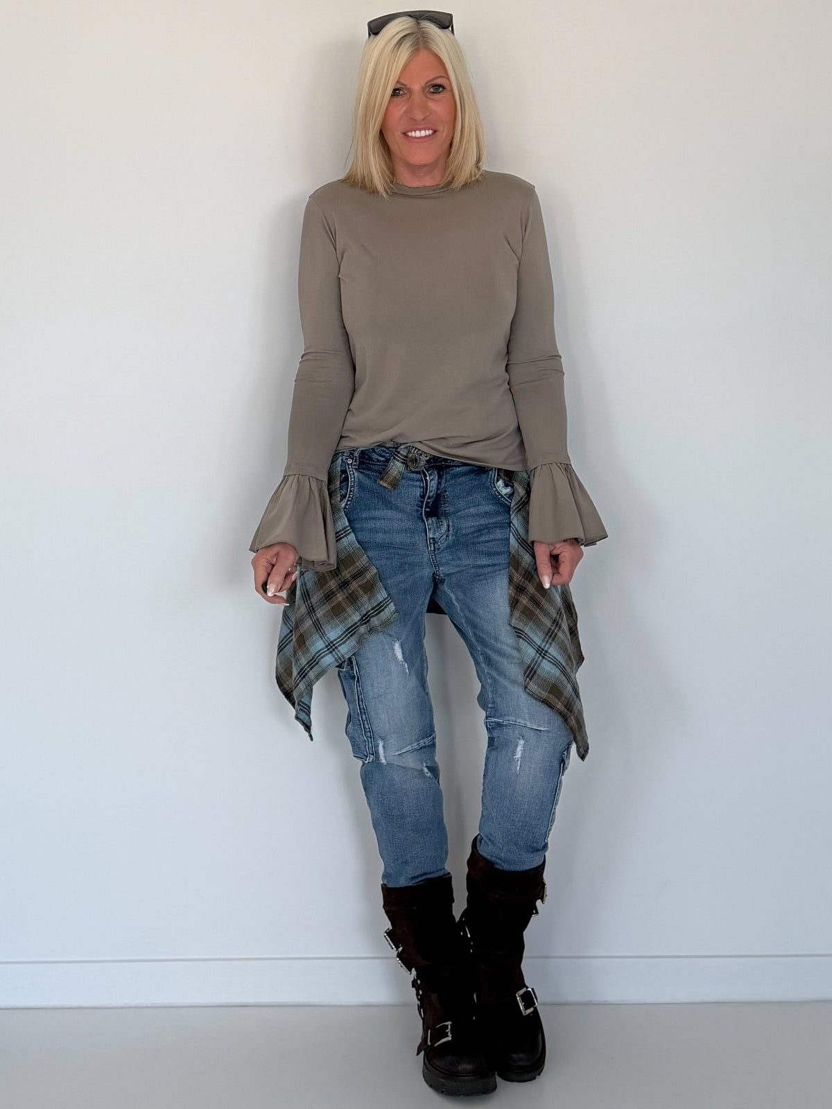 Shirt mit Trompetenärmelchen - taupe