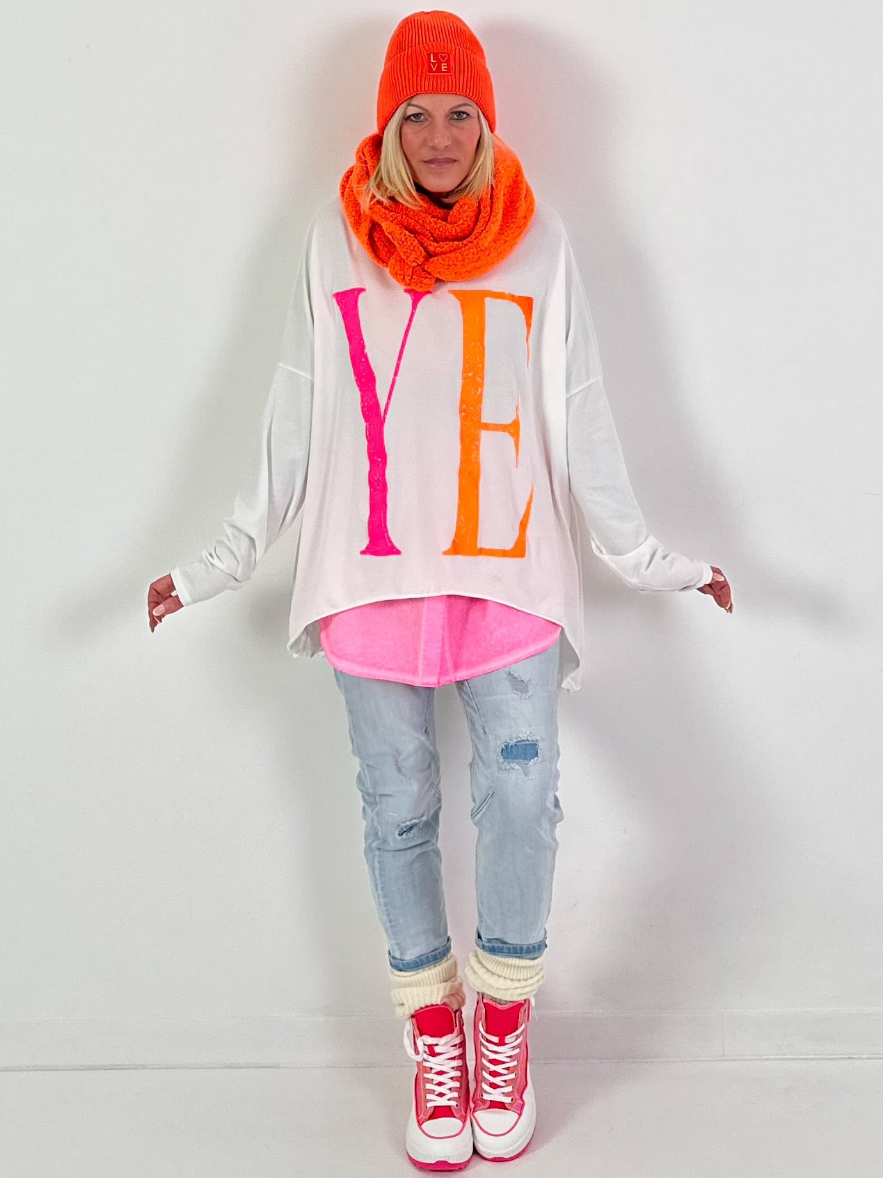 Oversized shirt model “YEAH” - white