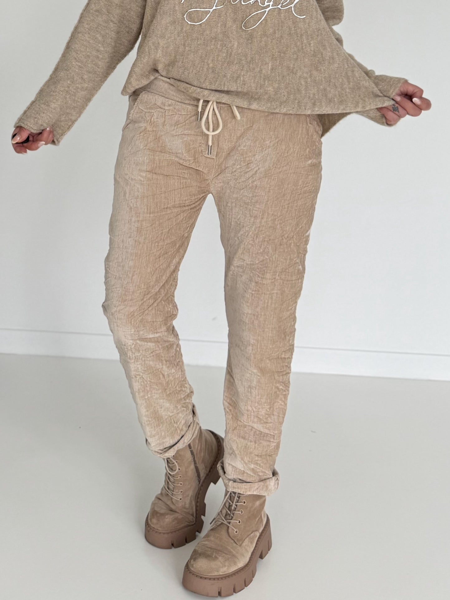 Hose in Knit-Look mit elastischem Bund - beige