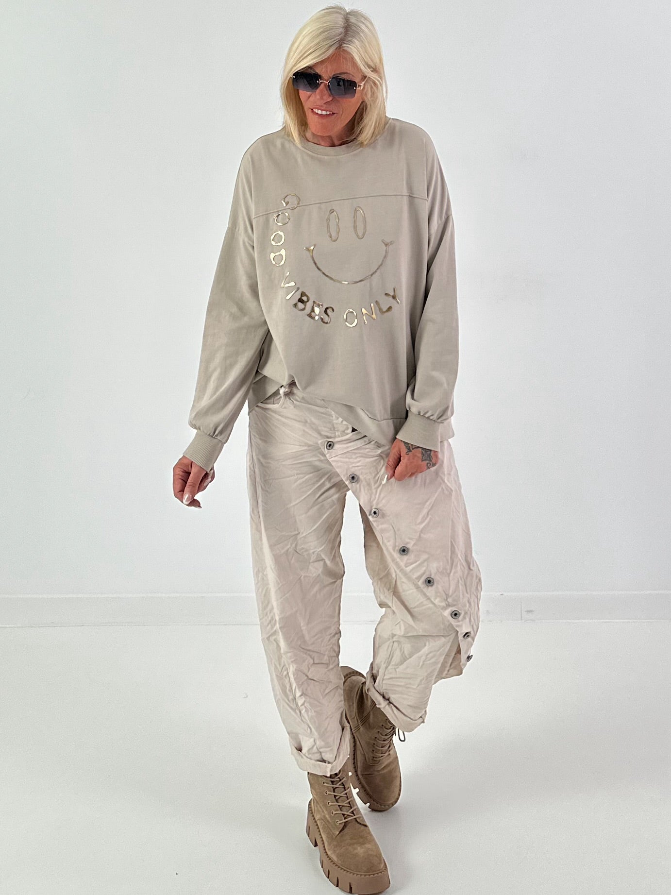 Sweater Good vibes only - beige