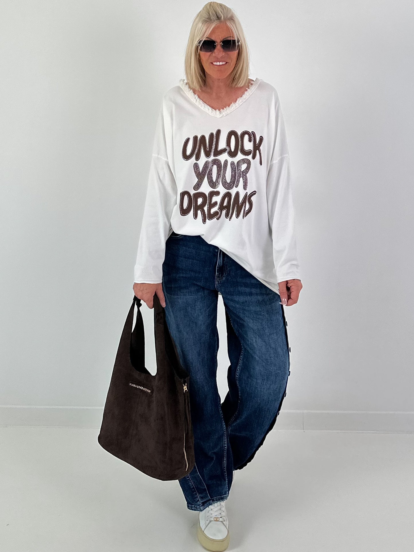 Oversized Shirt Unlock your Dreams - white