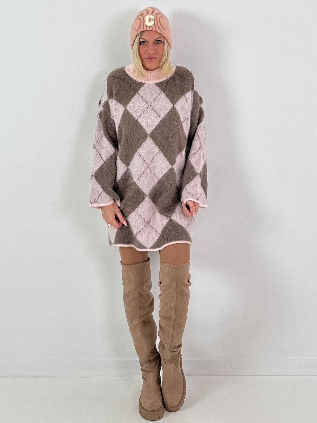 Lange trui/jurk model "Retro Diamond" - roze-taupe