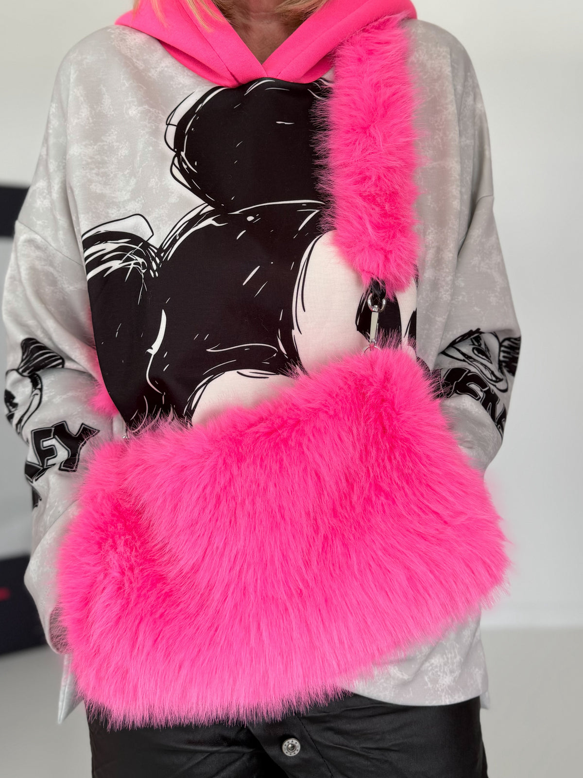 Muff / Felltasche - neonpink