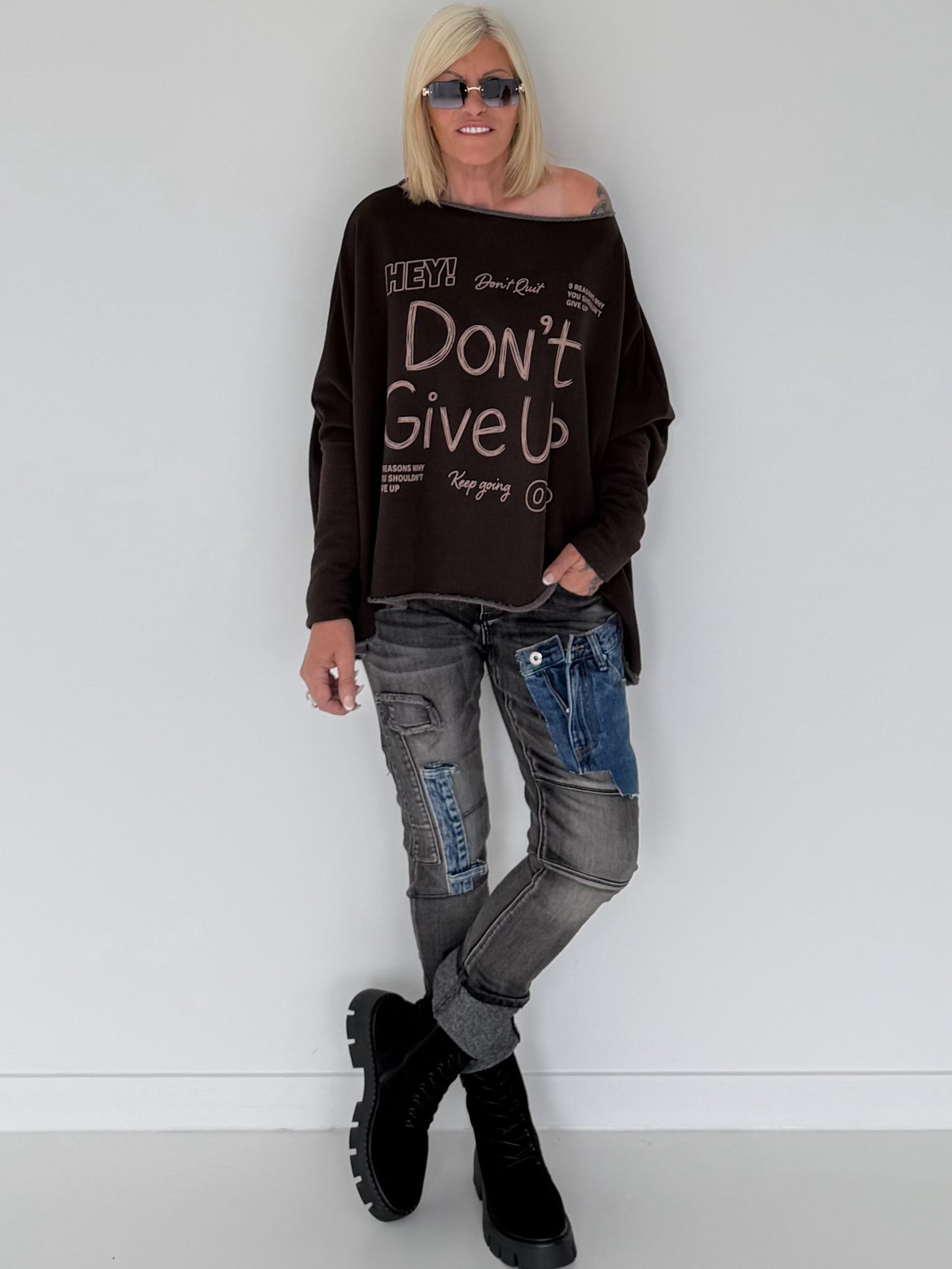 Sweater Dont Give Up - mokka