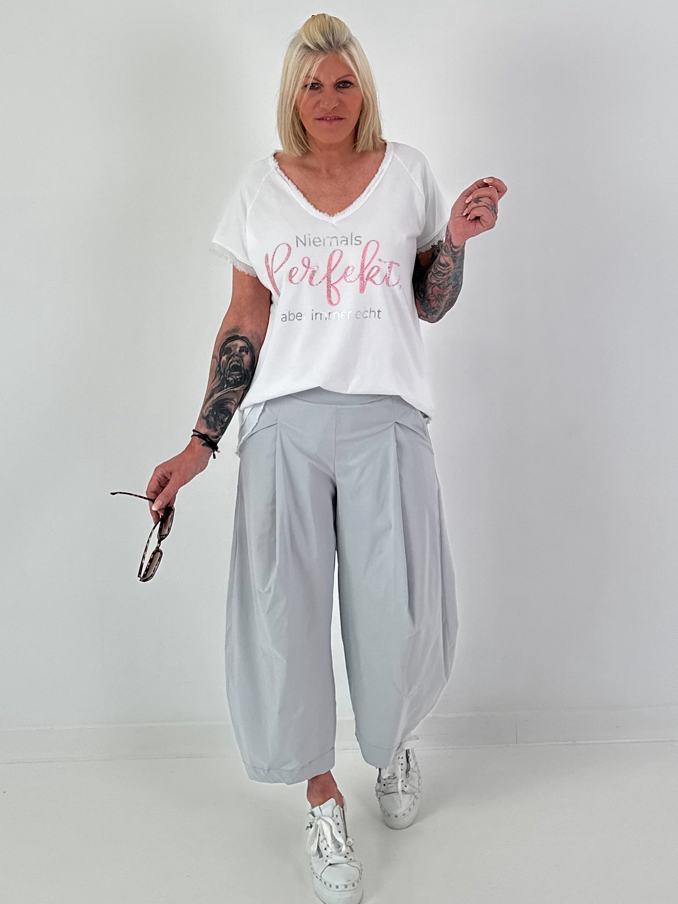 T-Shirt mit Statement Print - weiss