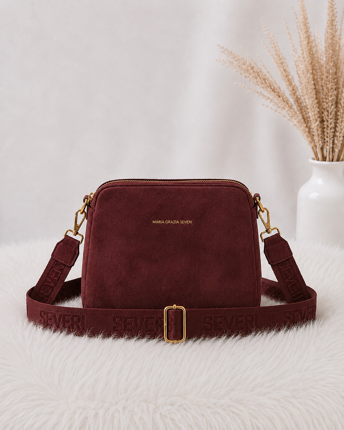 Crossbody-Bag in Wildleder-Optik - bordeaux