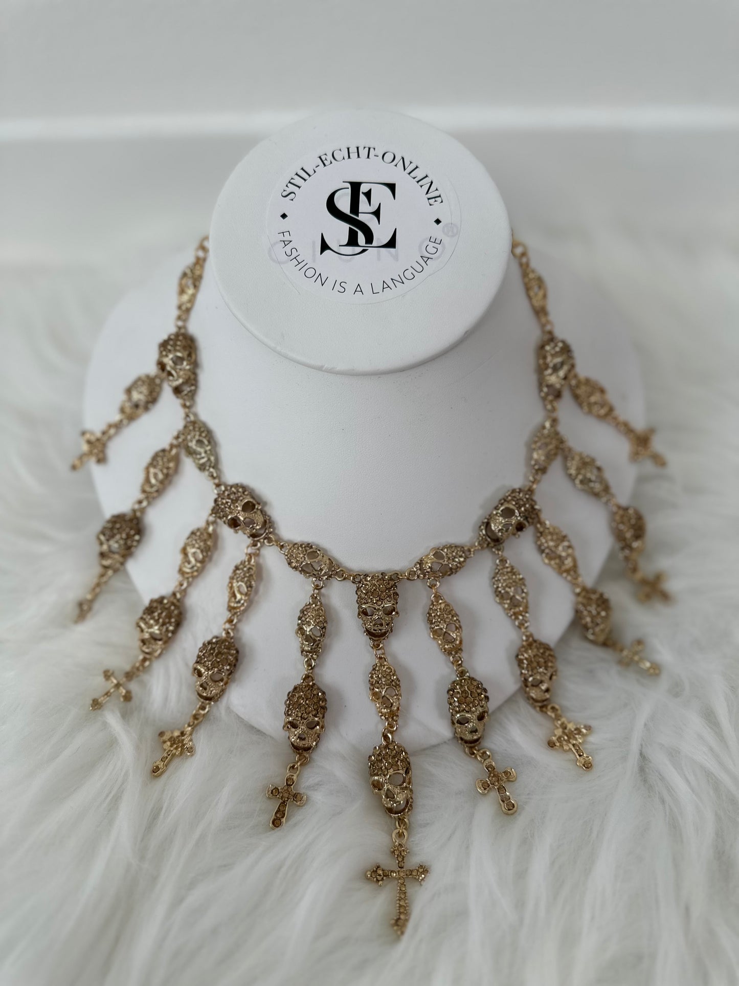 Necklace model "Sacred Vice"