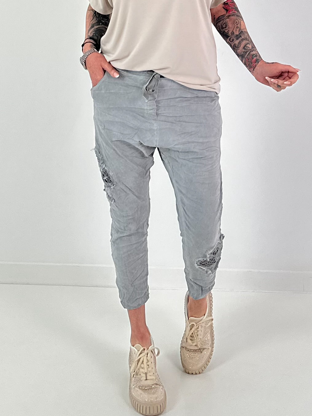 Baggy/Boyfriend Trousers with Crocheted Side Flowers - Grey