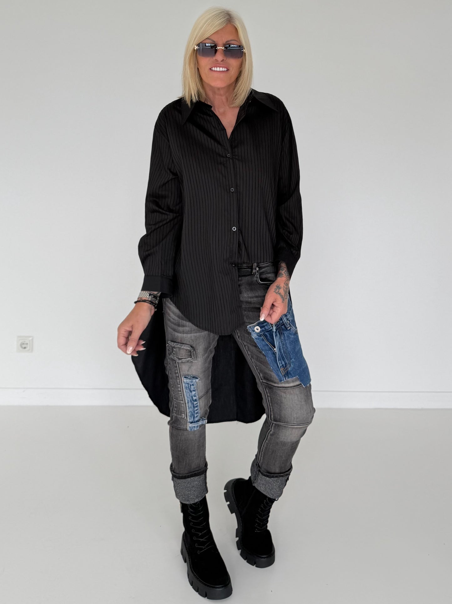 Hemdbluse mit Strukturstreifen - schwarz