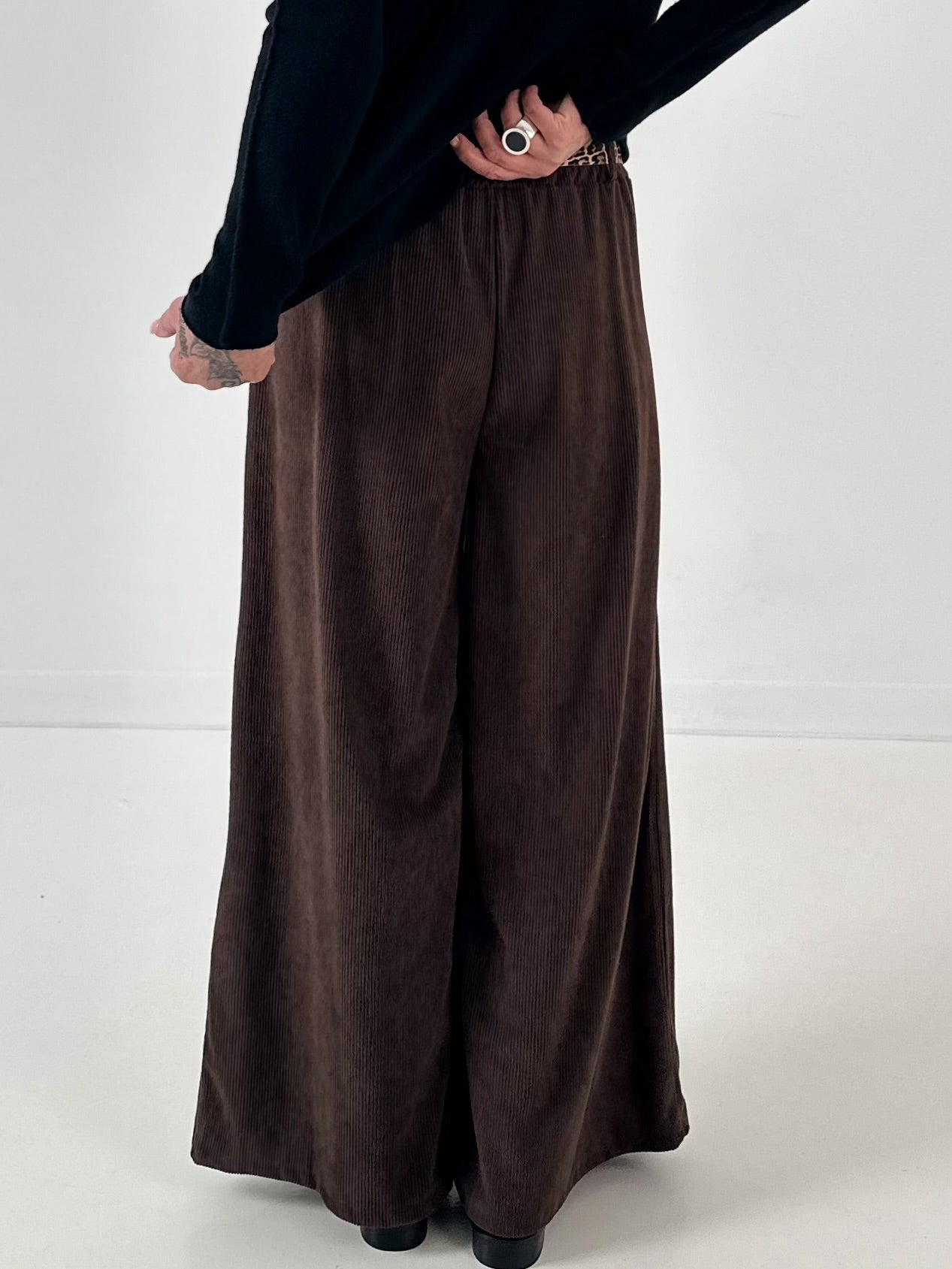 Corduroy trousers model "Marry" - chocolate