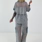 Ausgefallener Zweiteiler mit aufwendigen Denim Details- grau