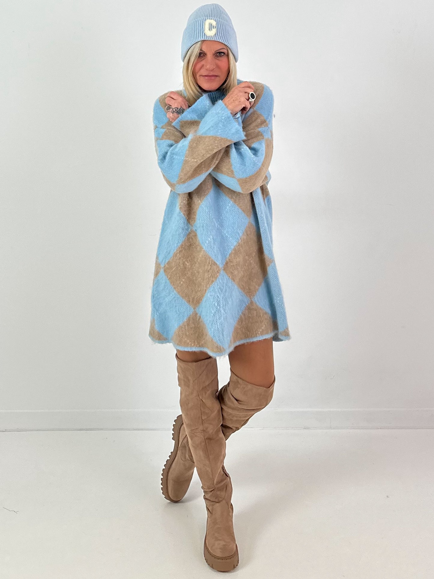 Lange trui/jurk model "Retro Diamond" - blauw-taupe (leverbaar vanaf ca. 06.12.25)