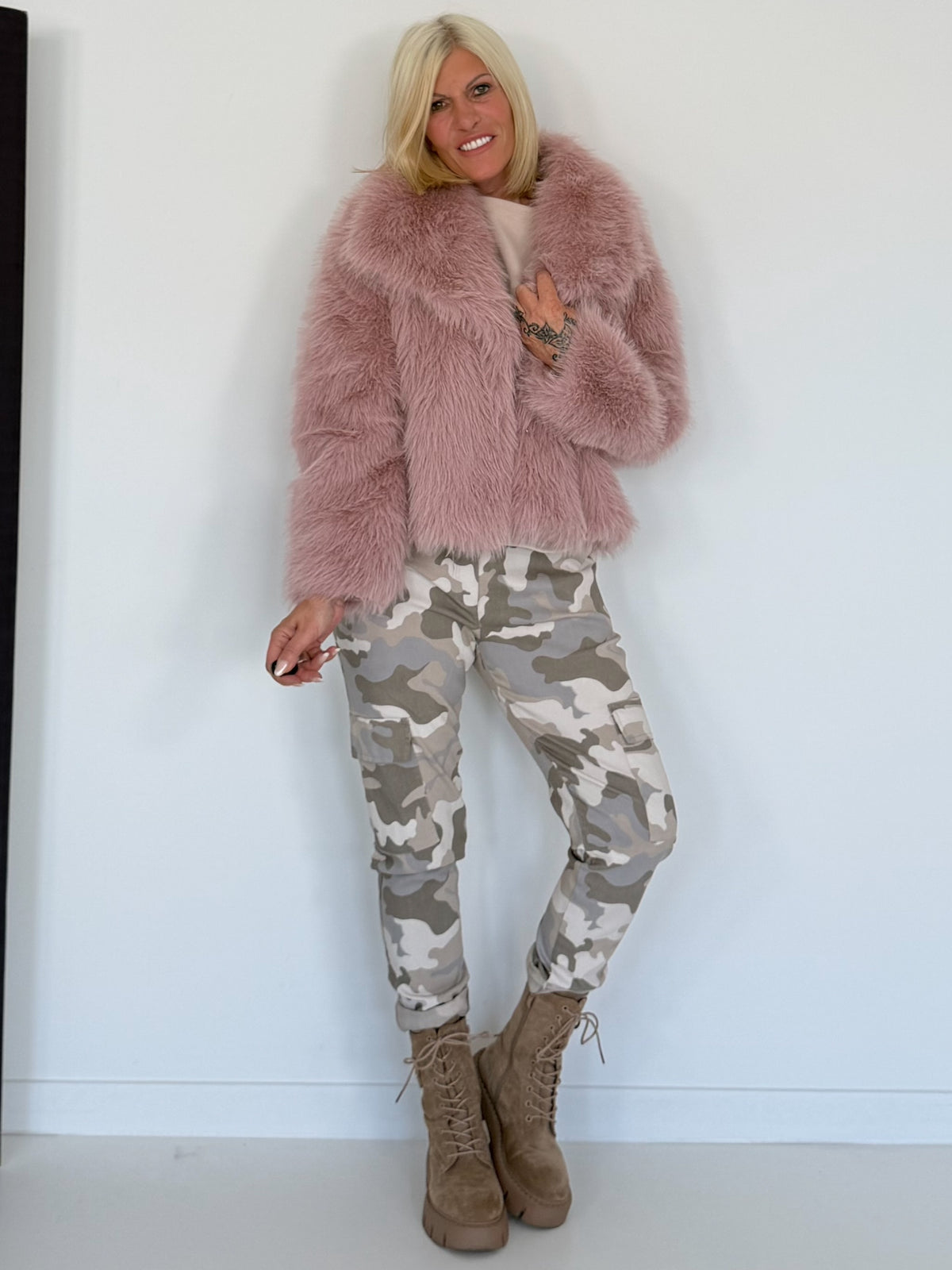 Cargo Hose mit Camouflage-Print - taupe-grau-mehrfarbig