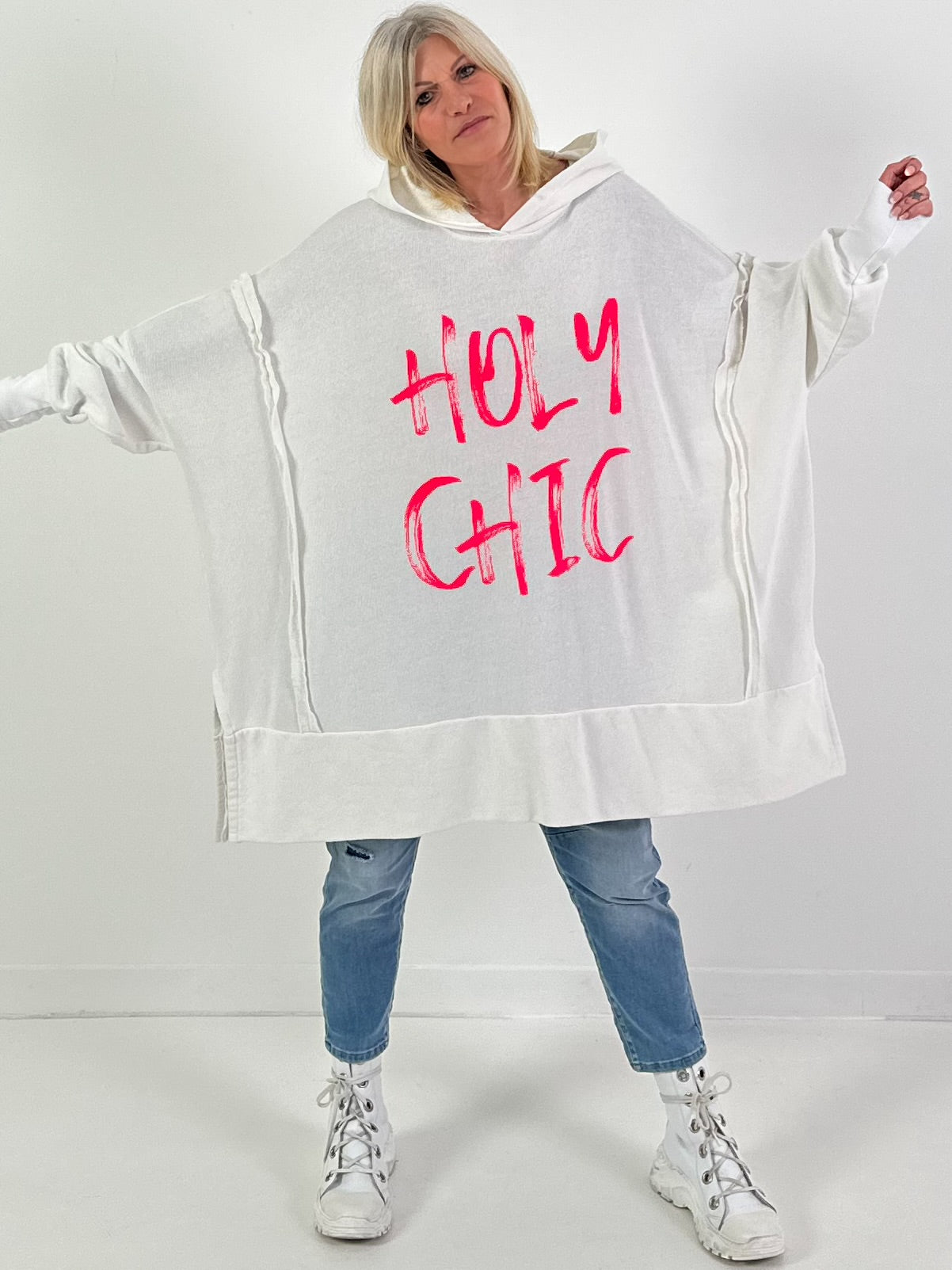 Oversized Hoodie Modell "Holy Chic" - weiss-neonpink
