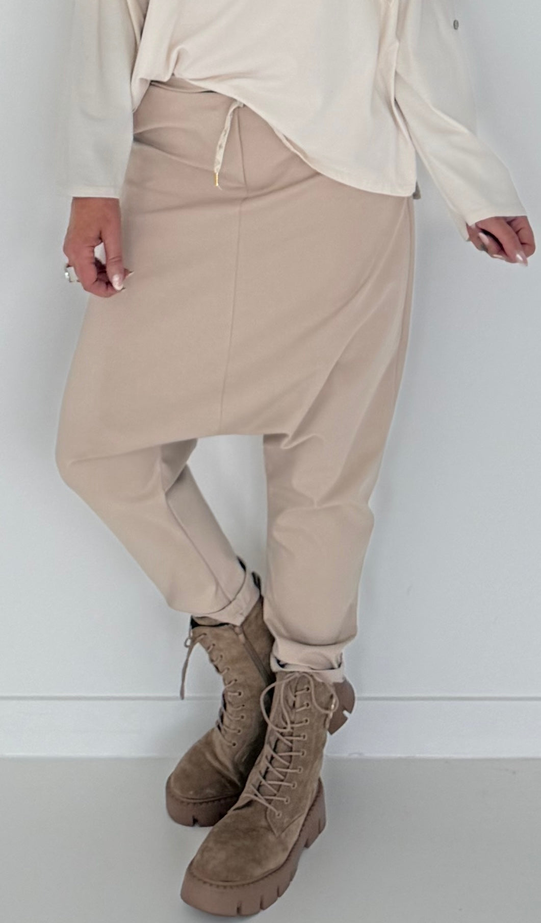 Baggy Hose mit Patten - beige