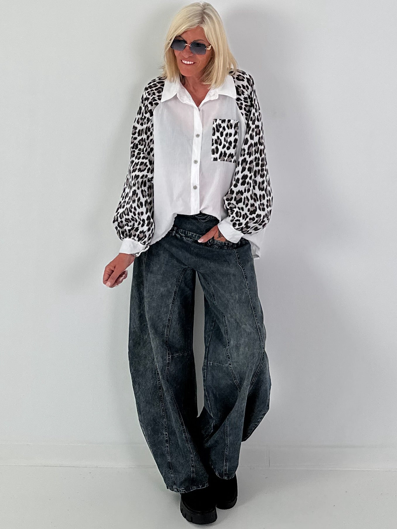 Bluse mit Leo Ärmeln - weiss