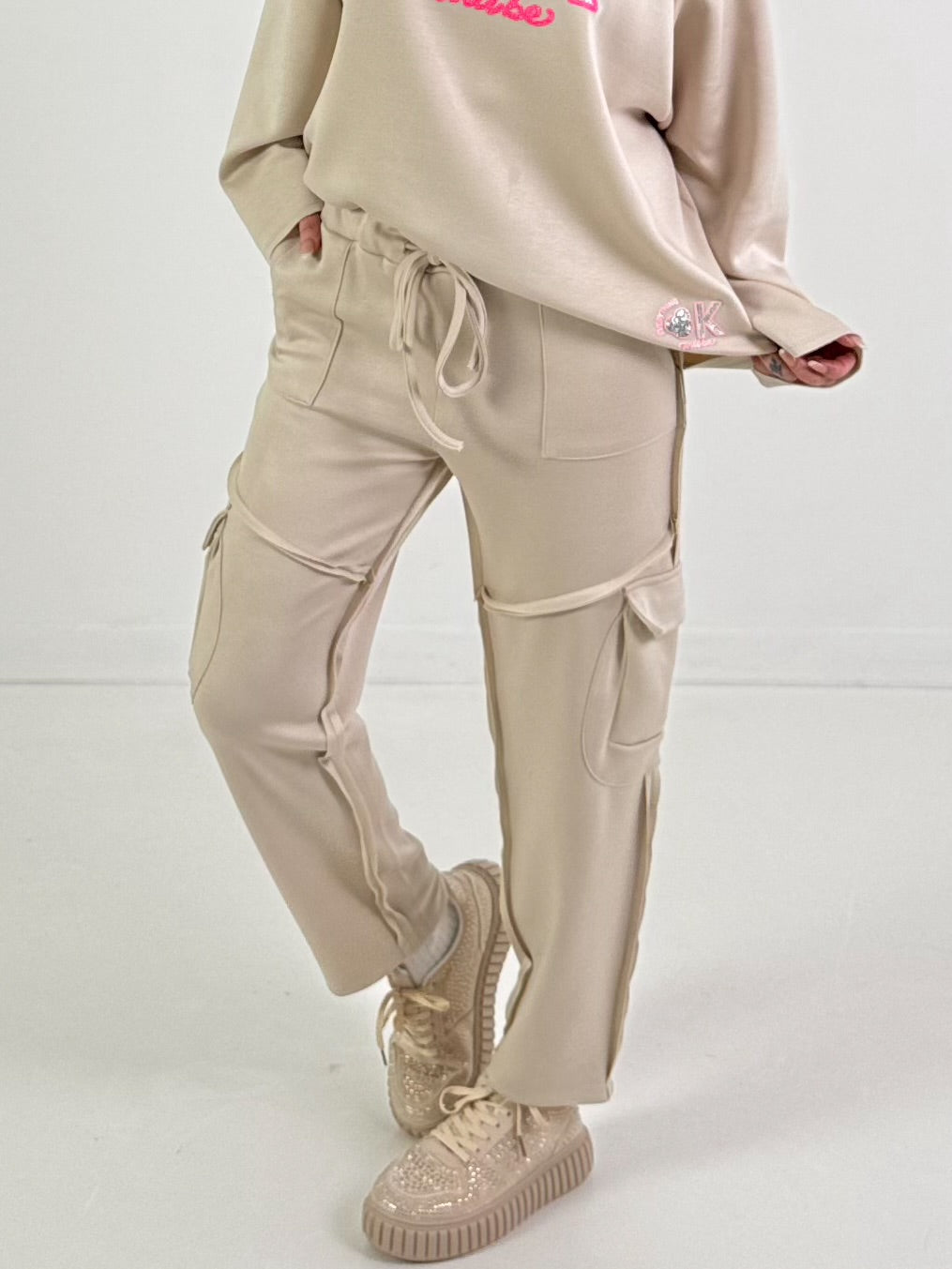 Hose Modell "Blush Motion" - beige