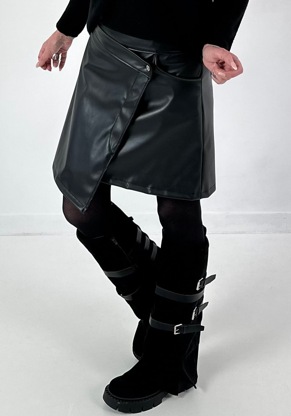 Leather-look skirt, model "Fearless Faux" - black