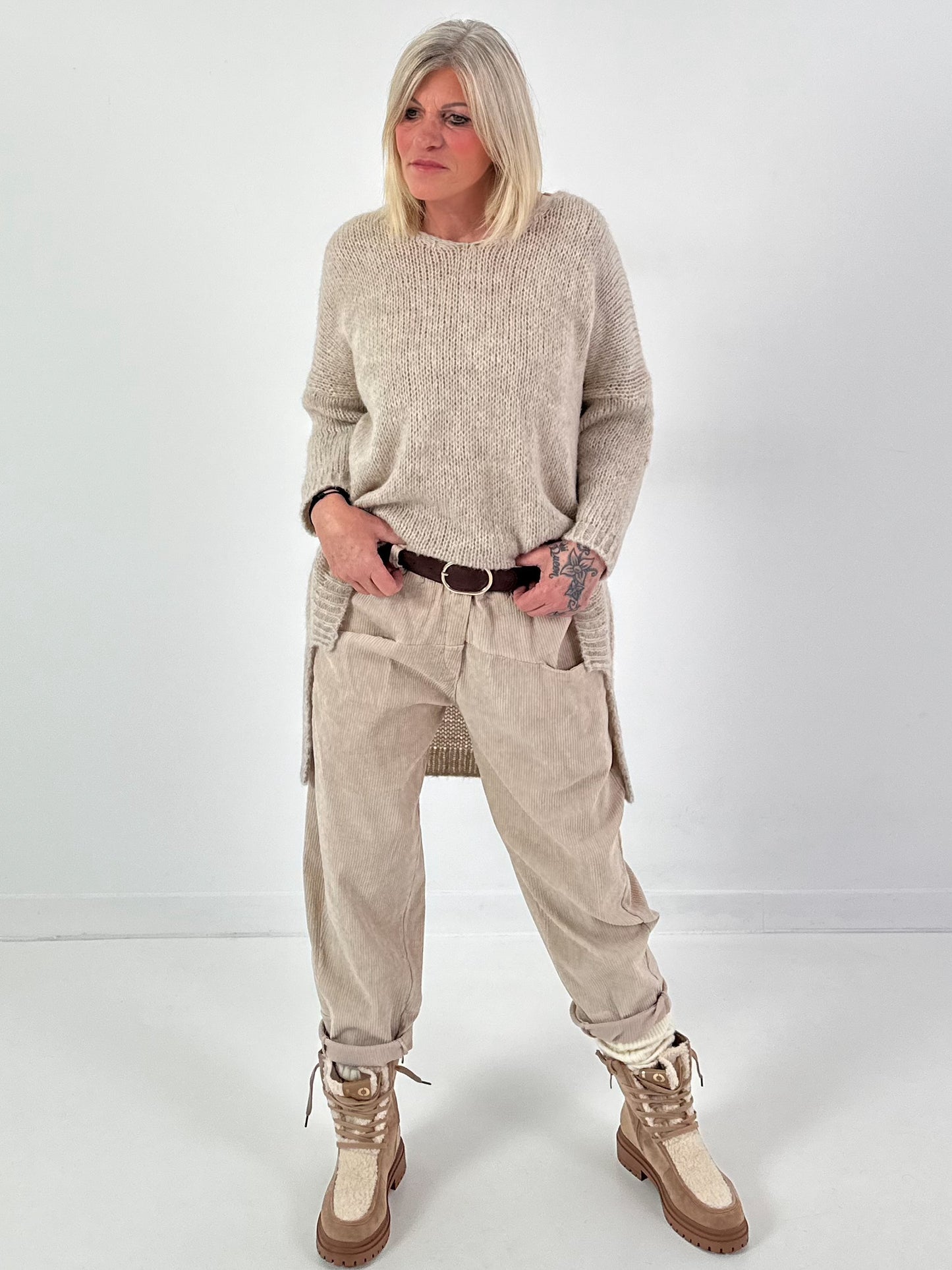 Trui model "Slouchy Dream" - beige