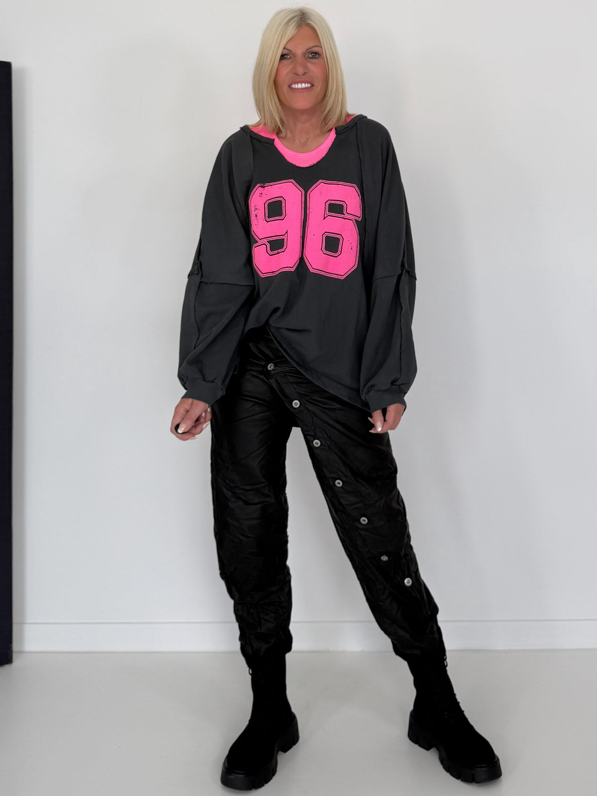 Sweater 96 - anthrazit-neonpink