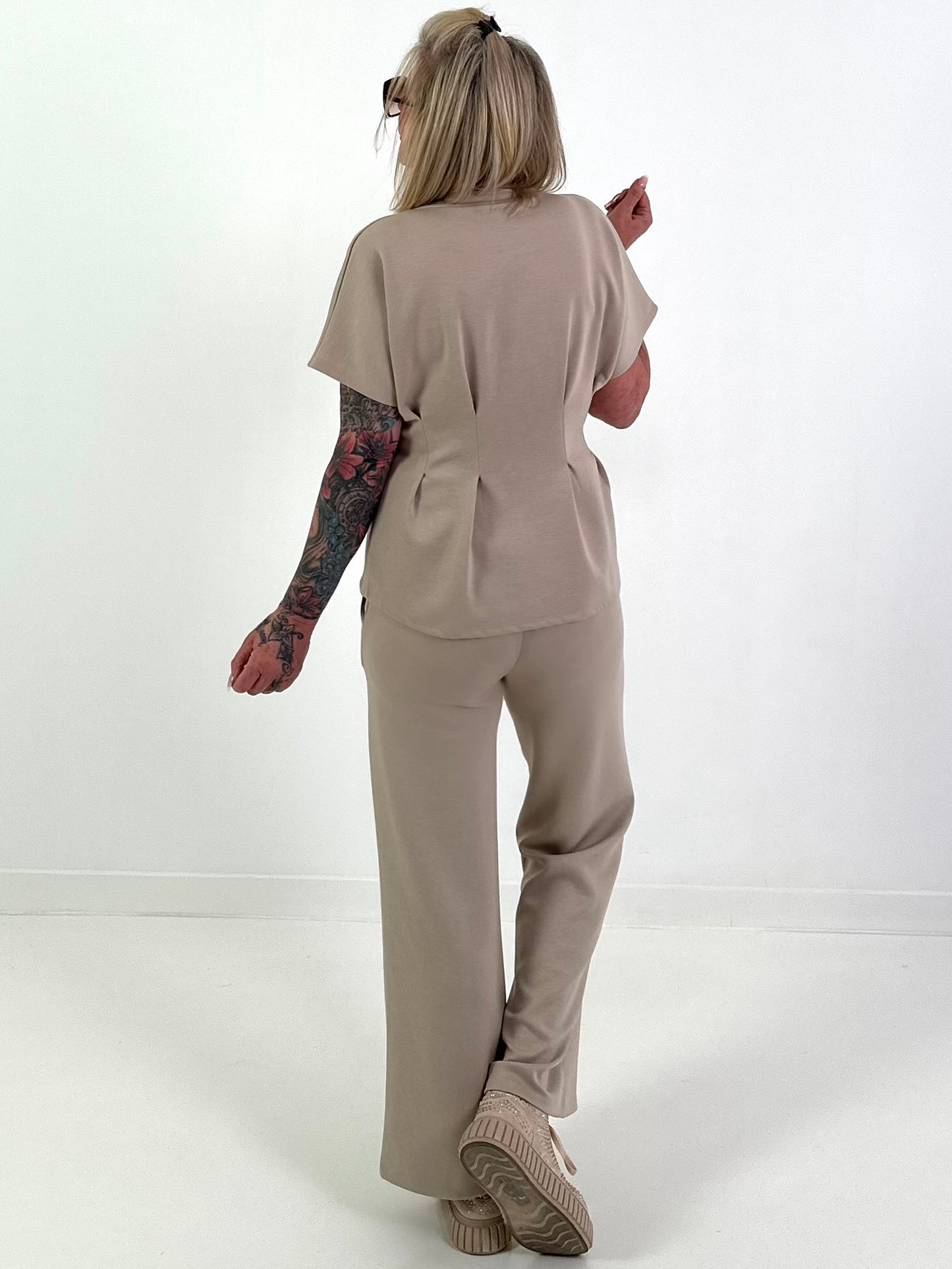 Two-piece suit - beige