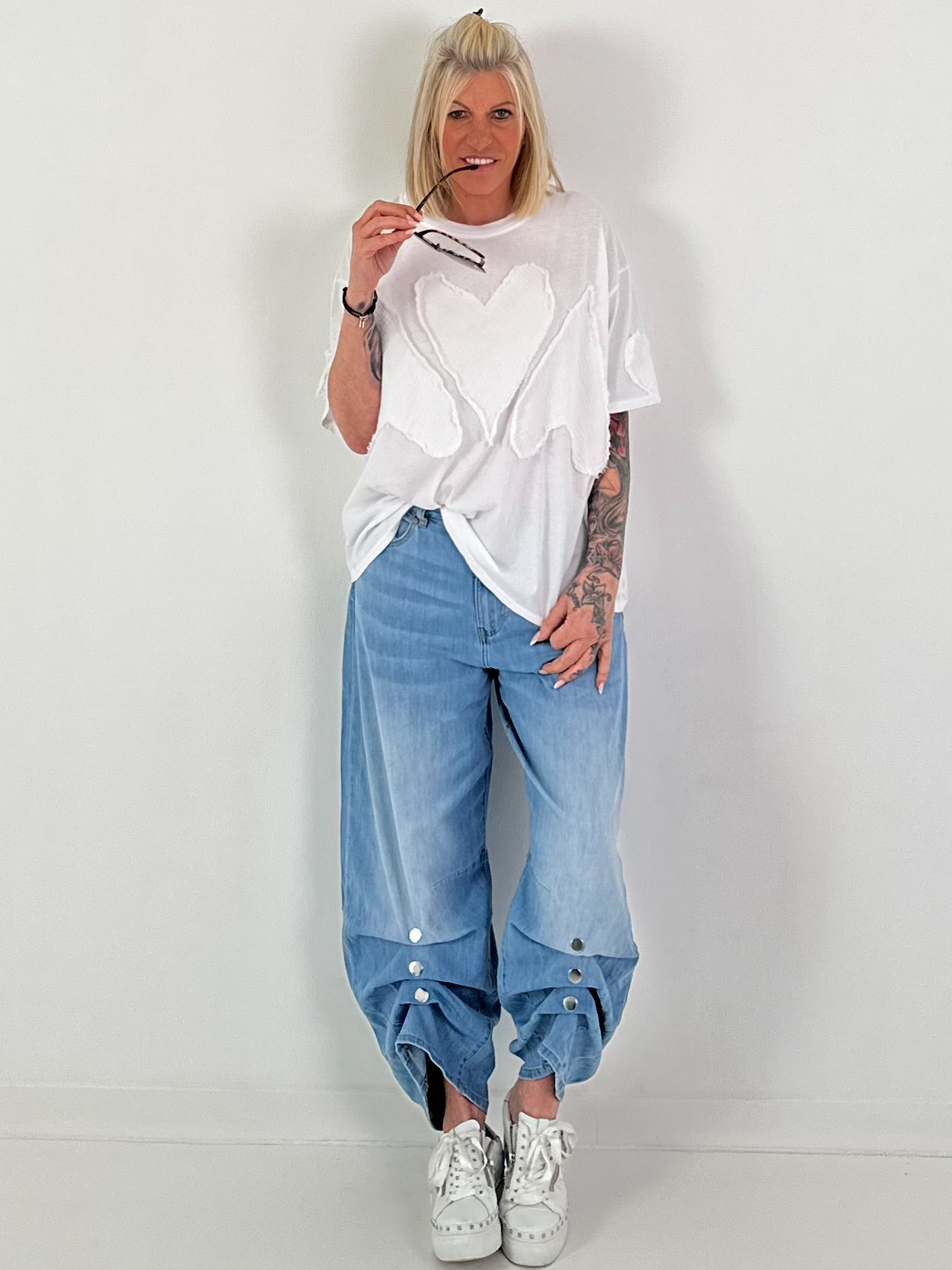 T-shirt with heart appliqués - white